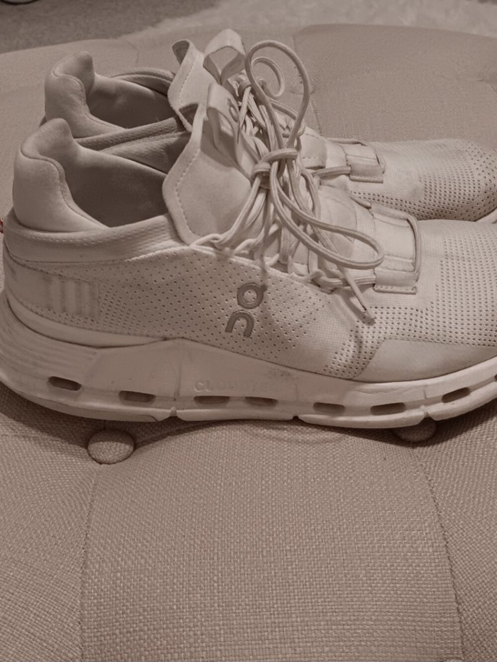 Womans On Cloud white size 8 - Picture 2 of 6
